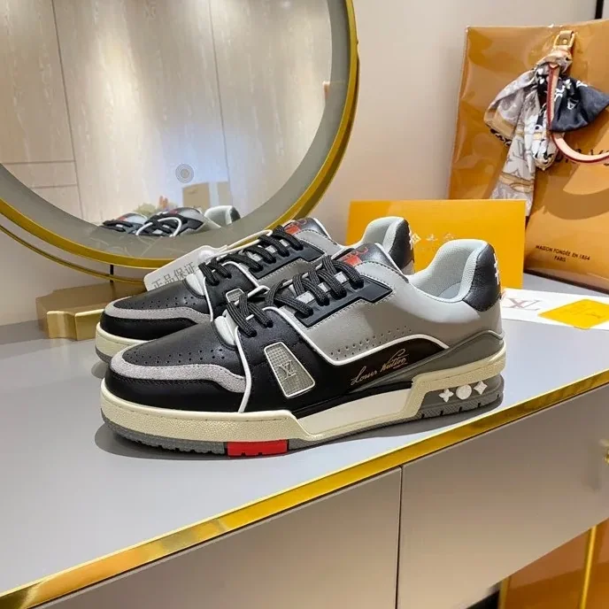 Louis Vuitton Trainer Sneaker Black in Grey Virgil Abloh Louis Vuitton Trainer Sneaker Black in Grey Virgil Abloh