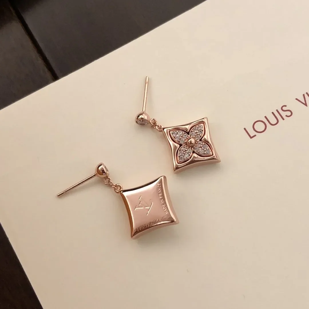 Louis Vuitton Color Blossom BB Star Earrings Rose Gold Hardware Louis Vuitton Color Blossom BB Star Earrings Rose Gold Hardware