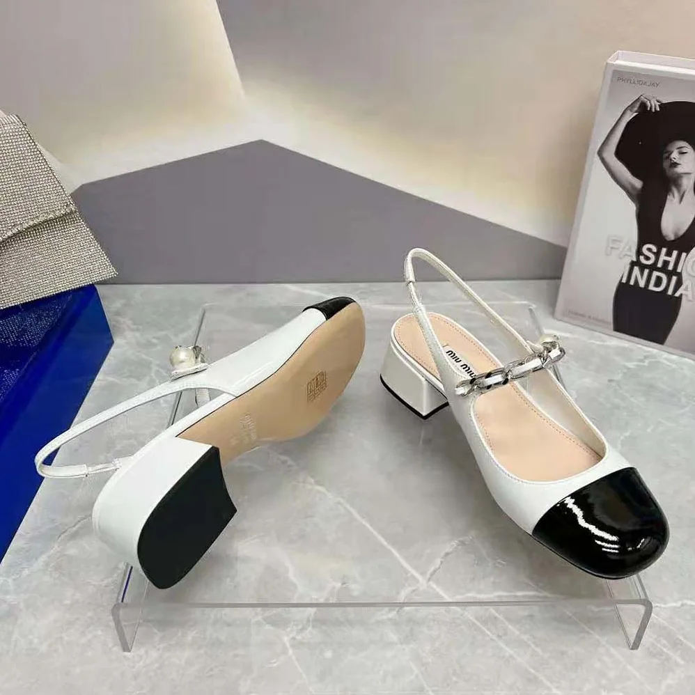 Miu Miu Patent Leather Pumps in 35mm Heel Height for Women in White Miu Miu Patent Leather Pumps in 35mm Heel Height for Women in White