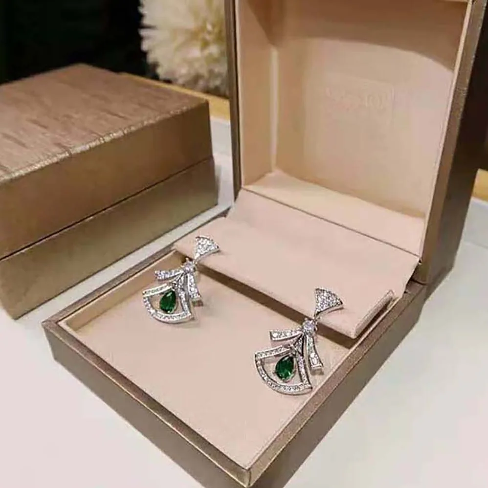 Bvlgari Divas Dream 18 KT White Gold Openwork Earrings for Women