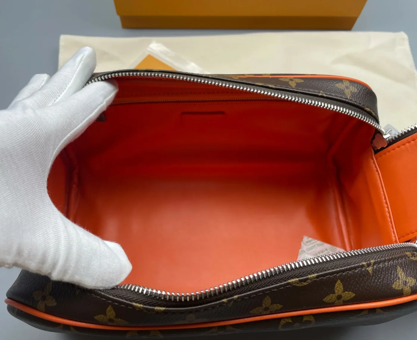 Louis Vuitton Dopp Kit Toiletry Bag Orange / Louis Vuitton Dopp Kit Toiletry Bag Orange /
