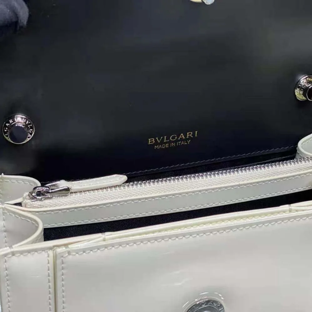 Bvlgari Serpenti Forever Crossbody Bag in Calf Leather for Women in White
