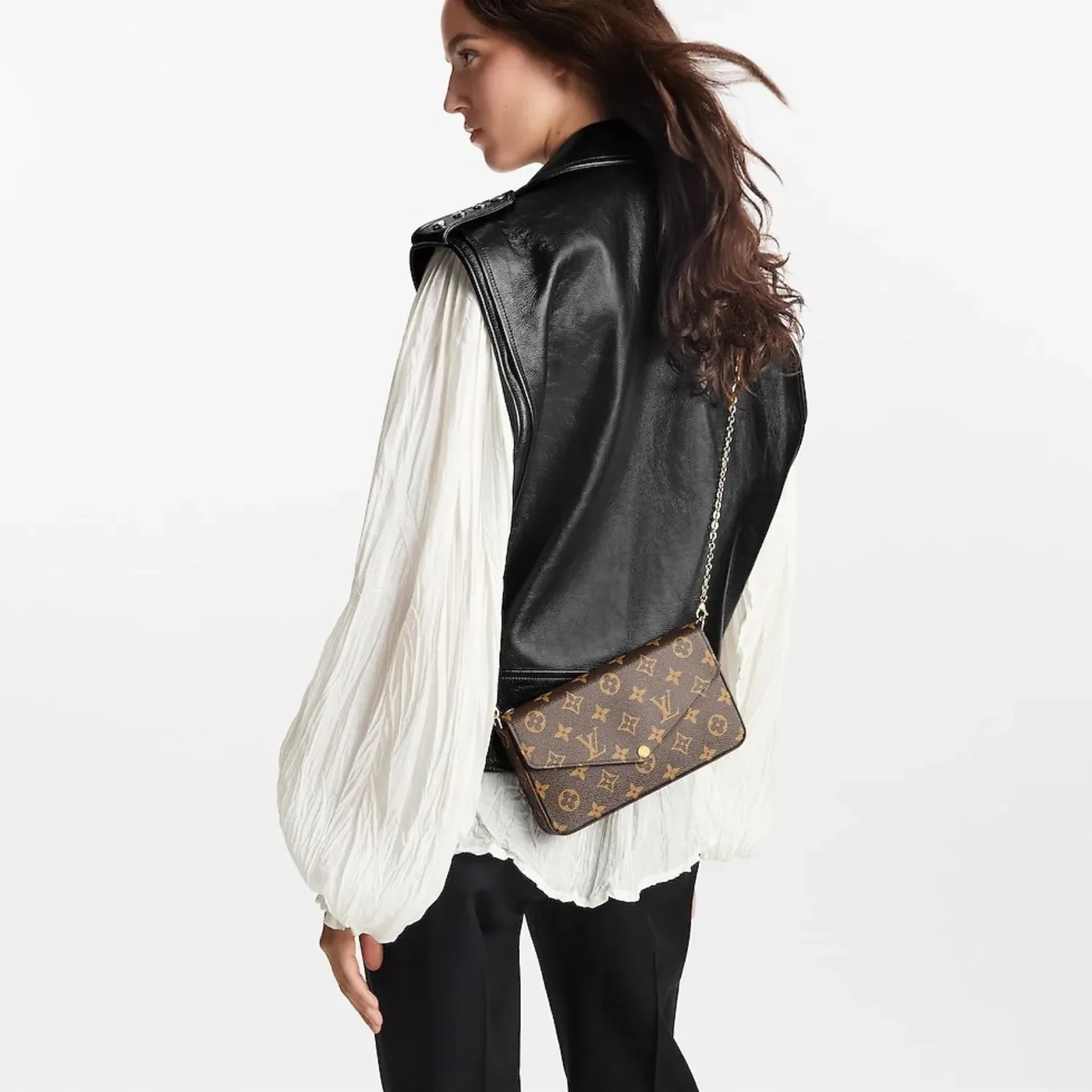 Louis Vuitton Pochette Felicie Shoulder Bag / Fuchsia Monogram Canvas Gold Hardware Louis Vuitton Pochette Felicie Shoulder Bag / Fuchsia Monogram Canvas Gold Hardware