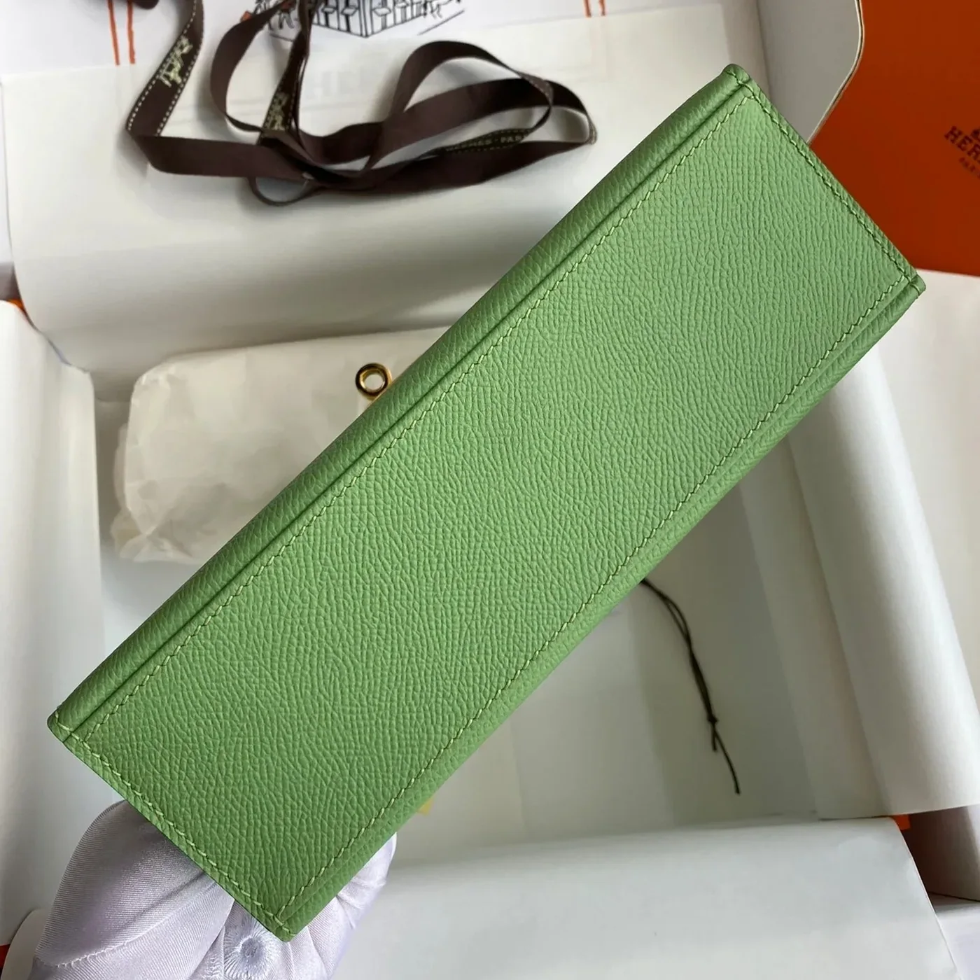 Hermes Kelly Pochette Top Handle Bag in Green Epsom Gold Hardware