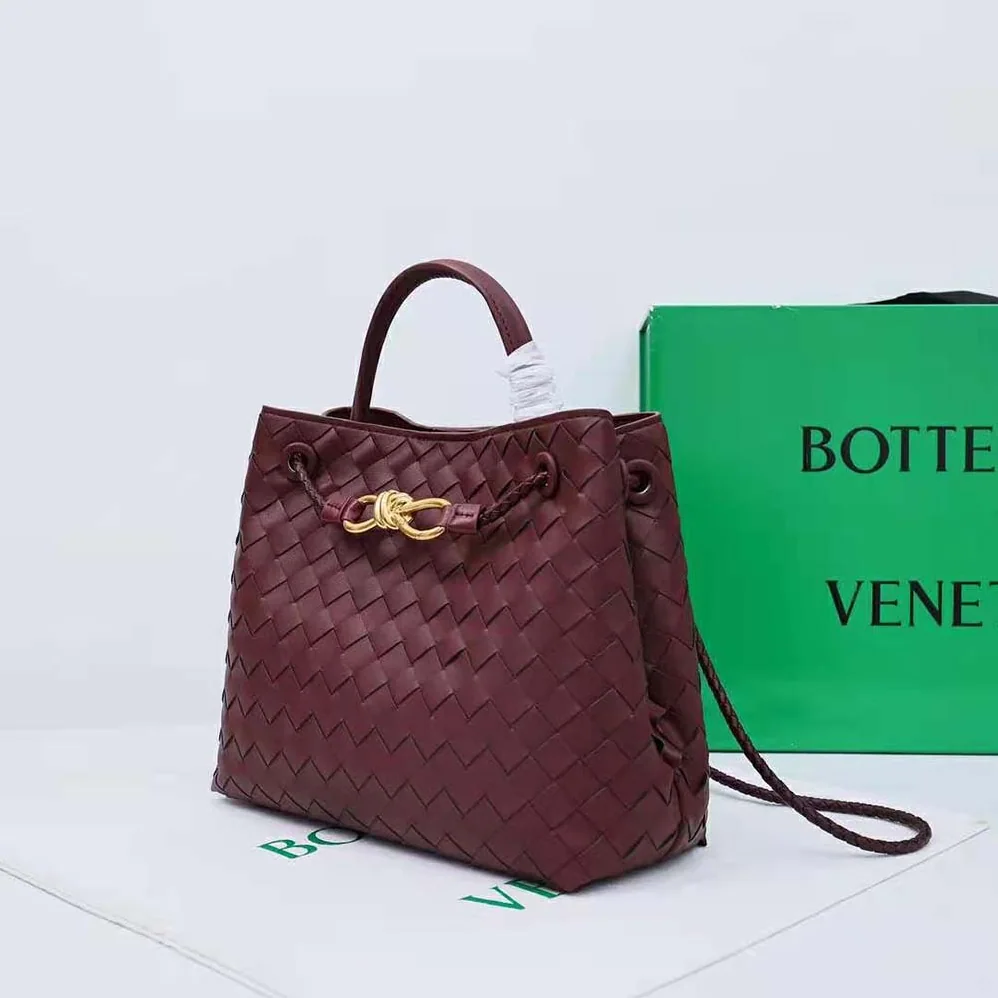 Bottega Veneta Small Andiamo in Lambskin Leather for Women in Maroon
