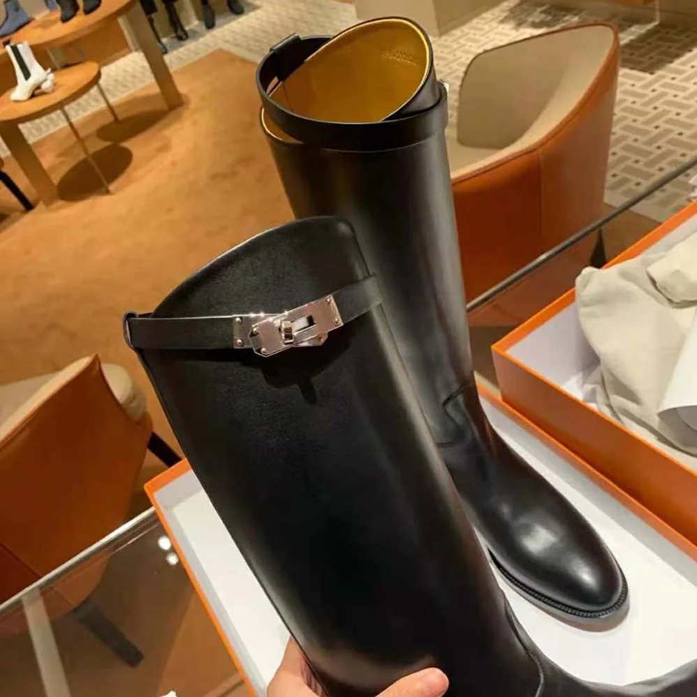 Hermes Jumping Boot in Box Calfskin for Women in Black Hermes Jumping Boot in Box Calfskin for Women in Black