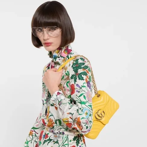 Gucci Marmont Small Shoulder Bag in Yellow Gold Hardware Gucci Marmont Small Shoulder Bag in Yellow Gold Hardware