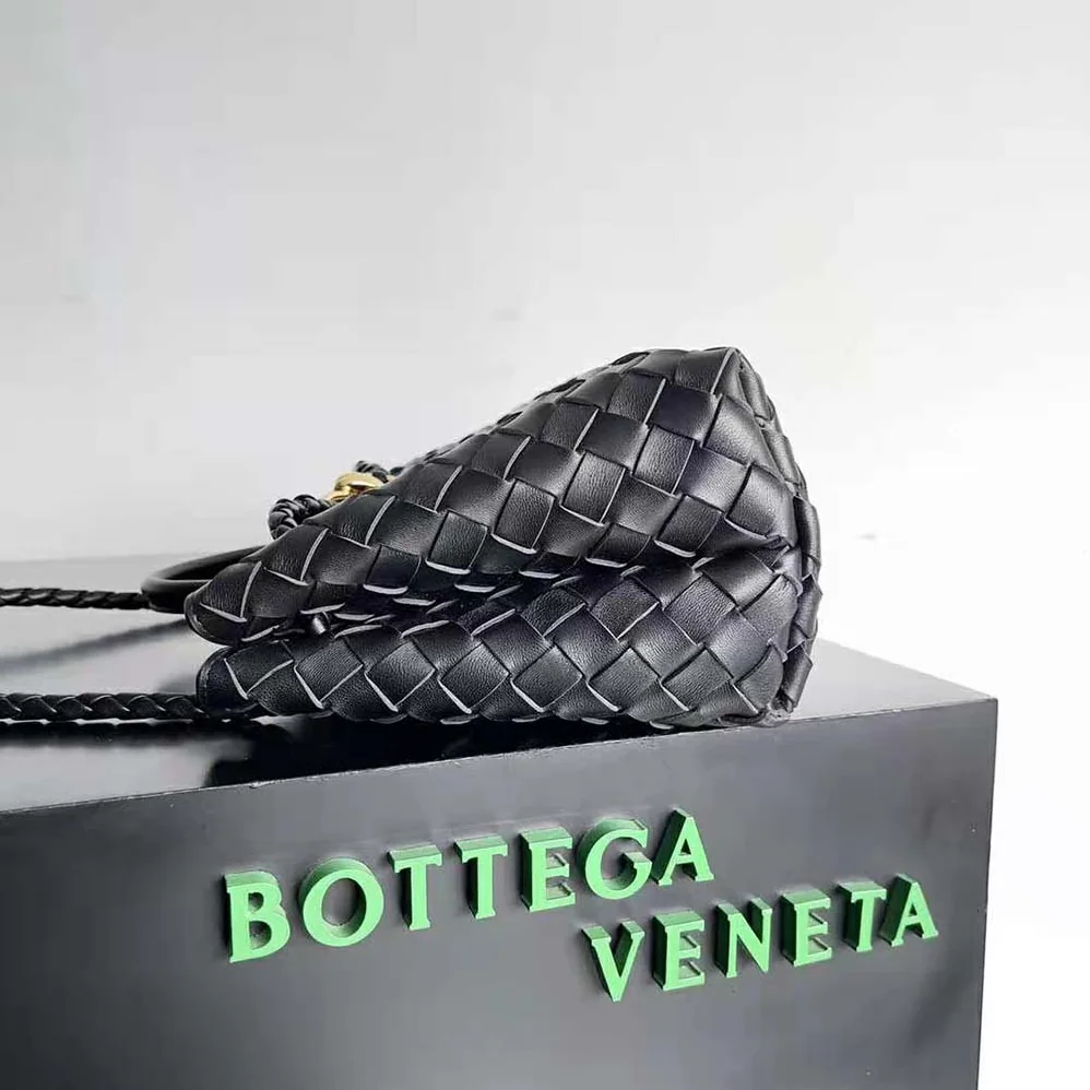 Bottega Veneta Small East/West Andiamo for Women in Black