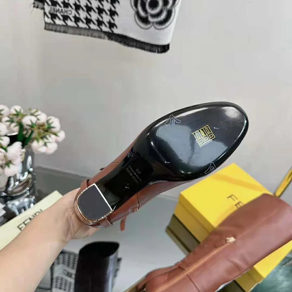 Fendi Delfina Leather High-heeled Boots for Women in Brown Fendi Delfina Leather High-heeled Boots for Women in Brown
