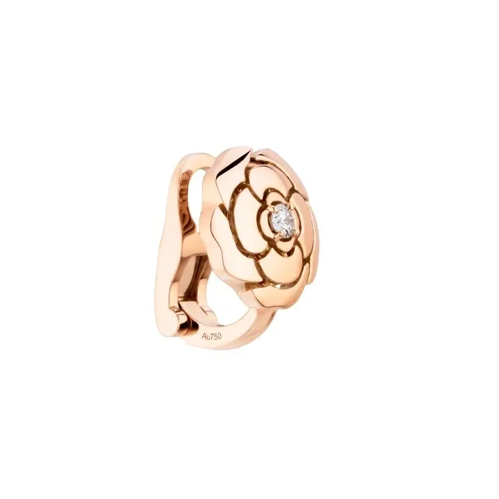 Chanel Extrait De Camélia Earrings Rose Gold Chanel Extrait De Camélia Earrings Rose Gold