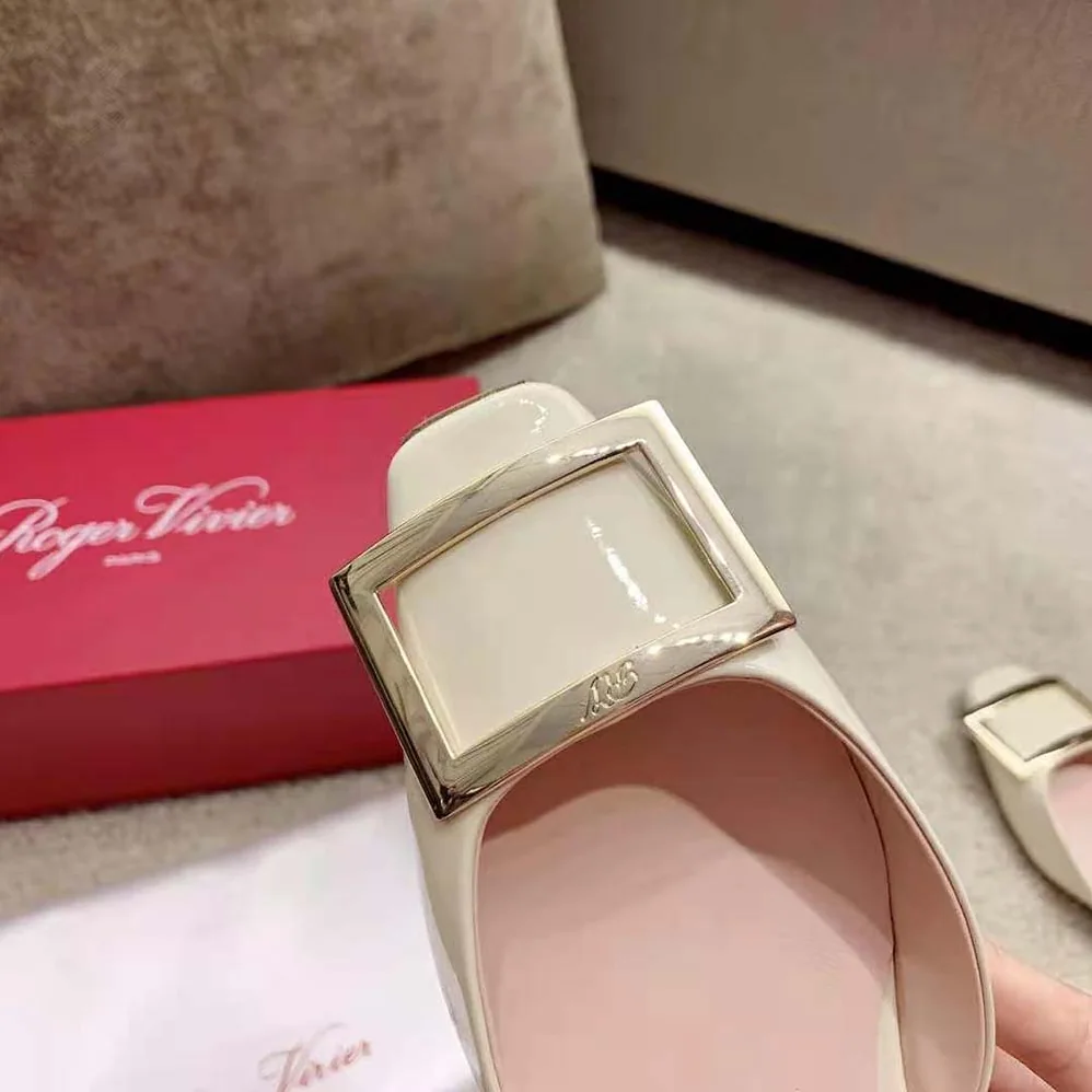 Roger Vivier Trompette Dorsay Metal Buckle Ballerinas in Patent Leather for Women in White