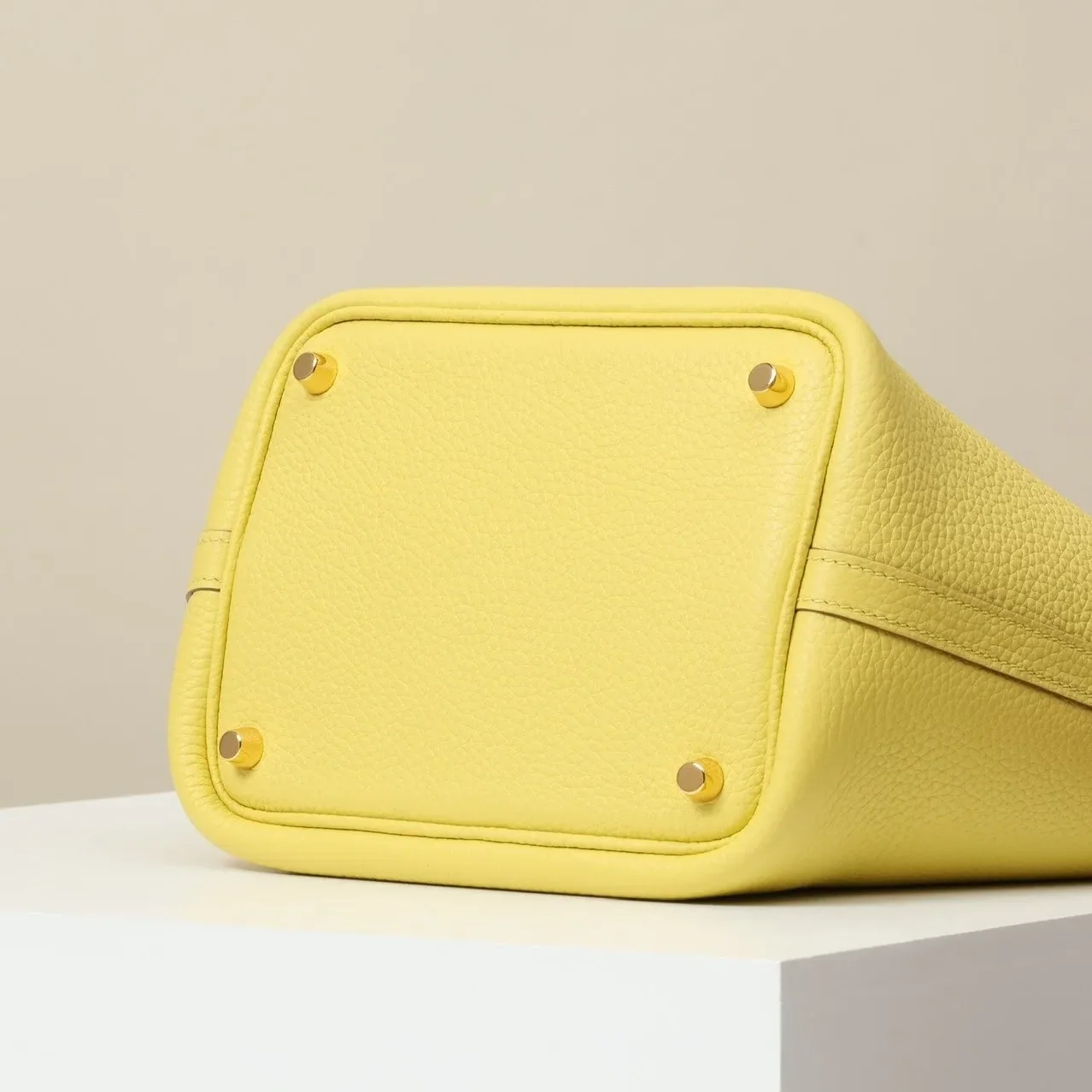 Hermes Picotin Lock 18 Bag Limoncello / Hermes Picotin Lock 18 Bag Limoncello /