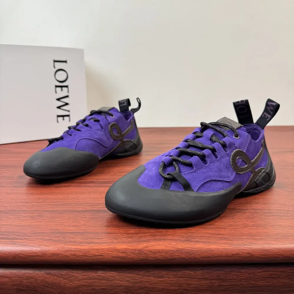 Loewe Grip Sneaker in Calfskin Suede for Unisex in Purple/Brown