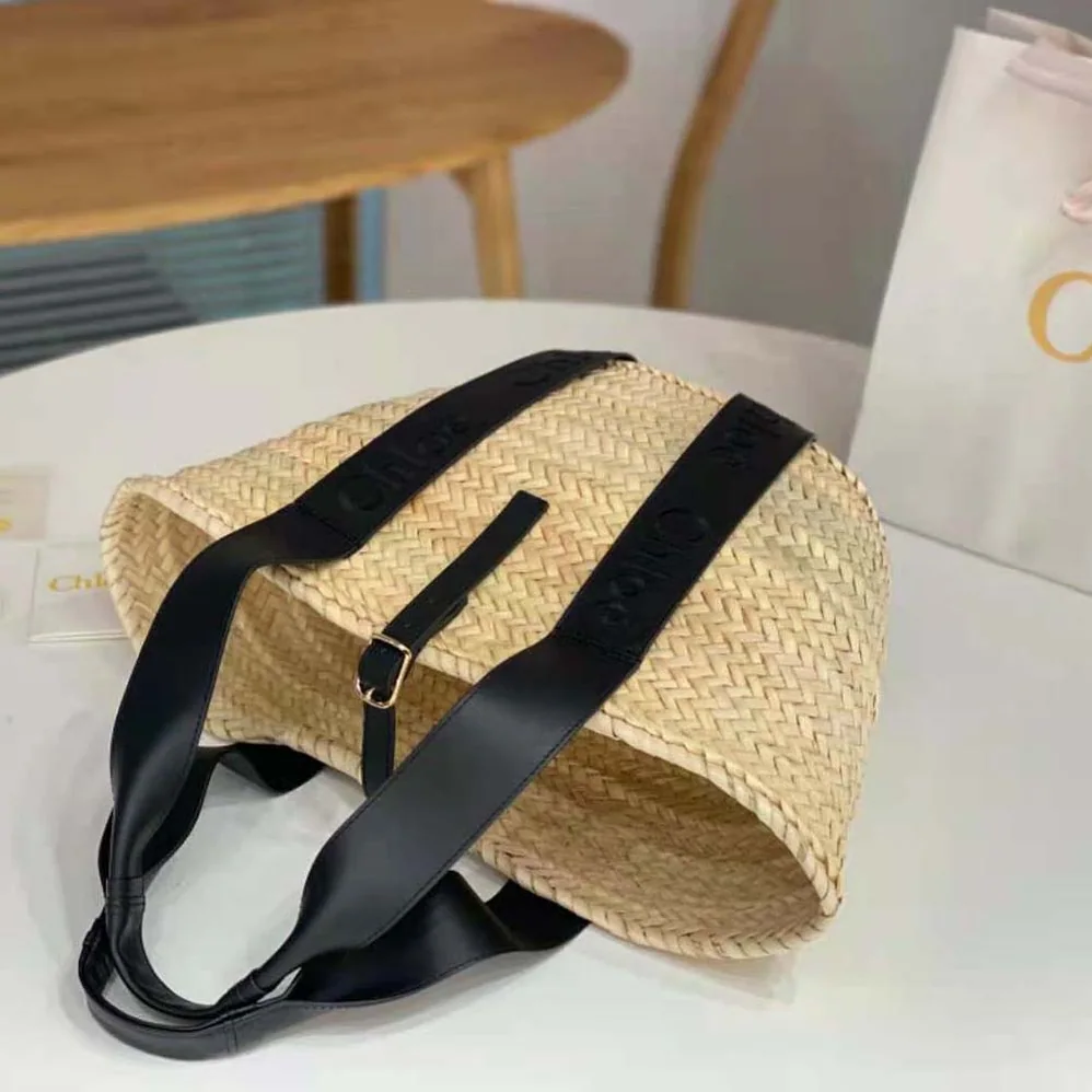 Chloe Sense Medium Basket for Women in Black