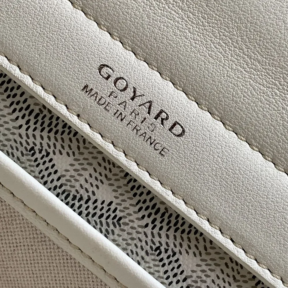 Goyard Rouette Souple Bag for Unisex in White Goyard Rouette Souple Bag for Unisex in White