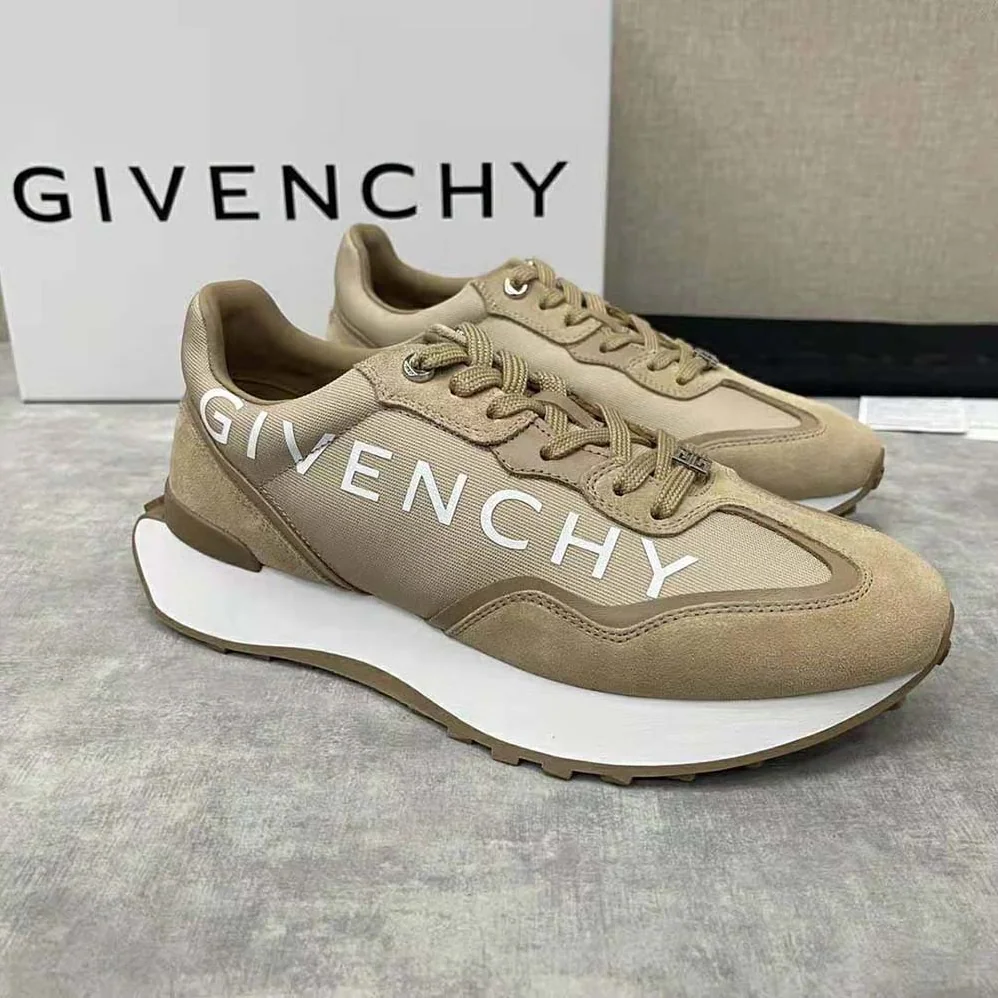 Givenchy GIV Runner Sneakers in Suede Leather and Nylon for Men in Beige Givenchy GIV Runner Sneakers in Suede Leather and Nylon for Men in Beige
