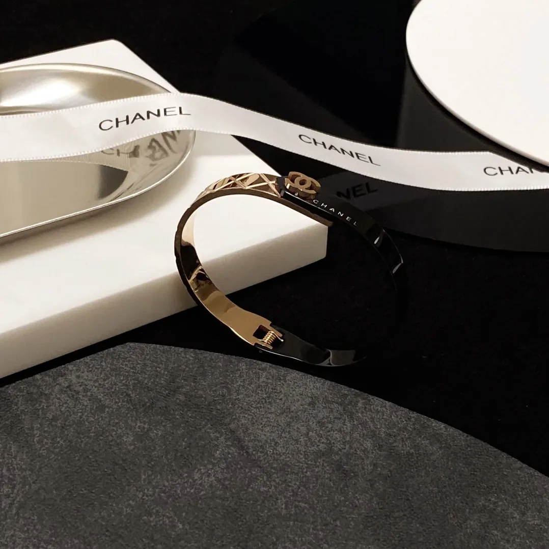 Chanel CC Bracelet Gold Chanel CC Bracelet Gold