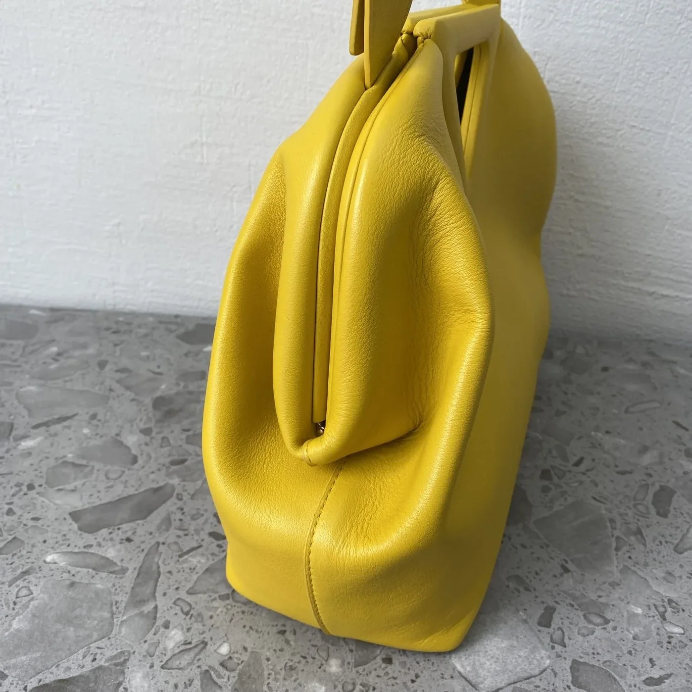 Bottega Veneta Point Yellow Bottega Veneta Point Yellow
