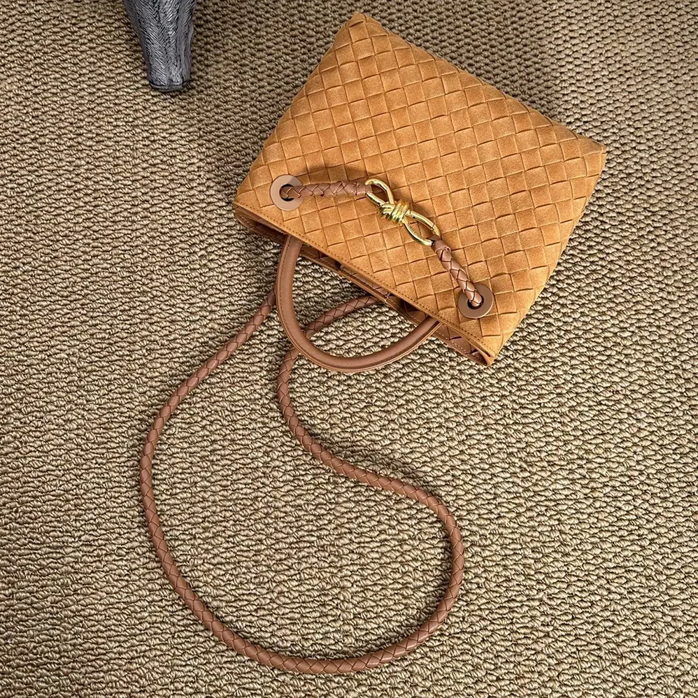 Bottega Veneta Small Andiamo for Women in Brown Bottega Veneta Small Andiamo for Women in Brown