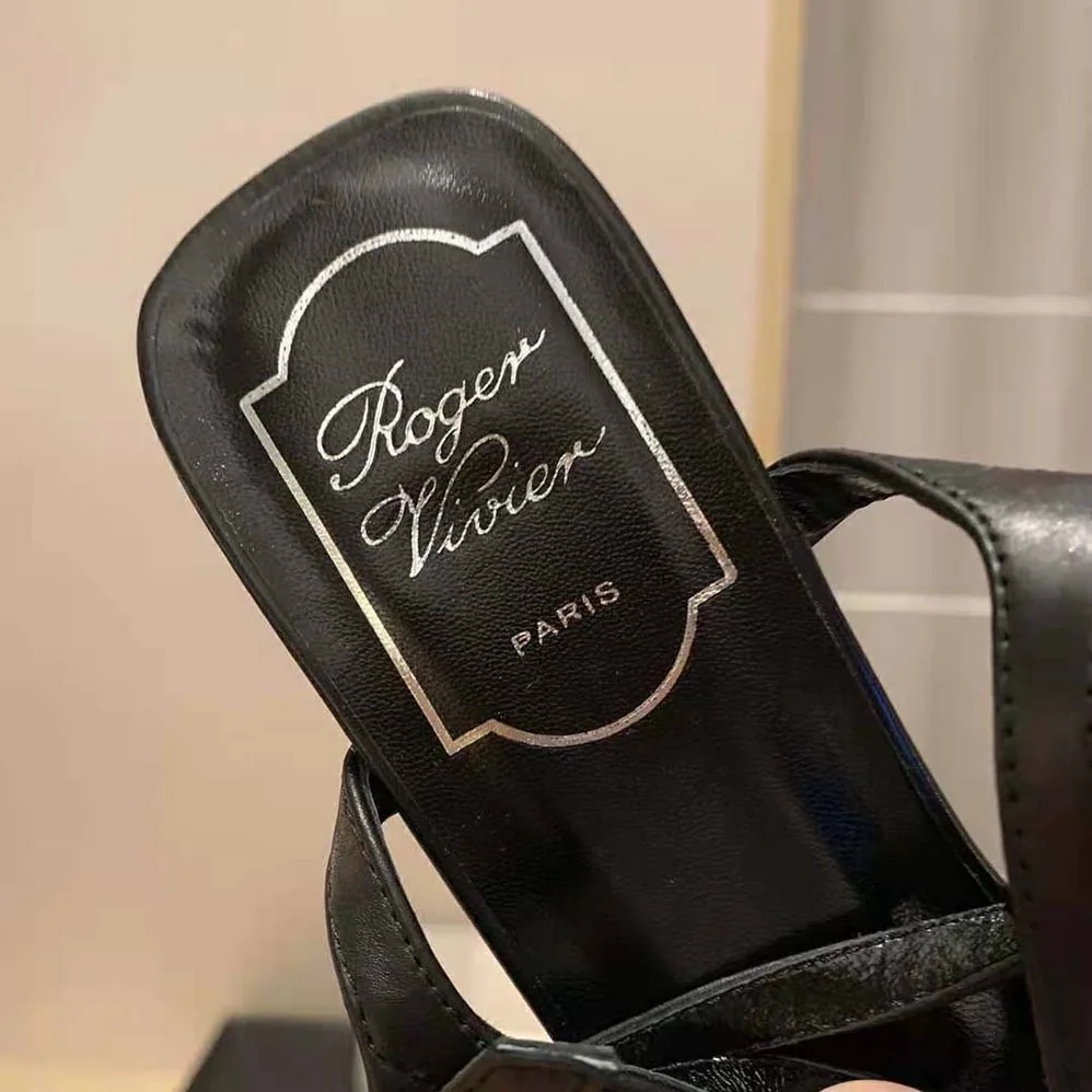 Roger Vivier Bikiviv' Metal Buckle Sandals in Leather for Women in Black Roger Vivier Bikiviv' Metal Buckle Sandals in Leather for Women in Black