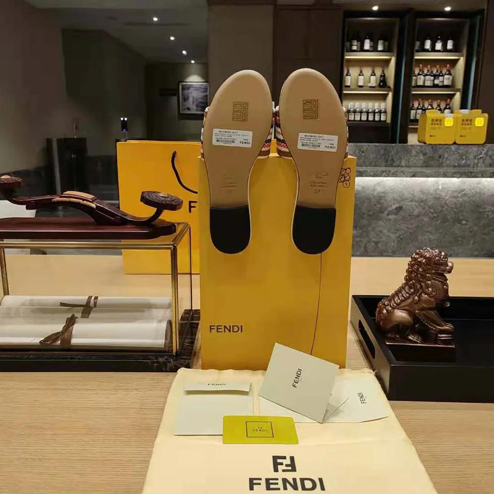 Fendi Signature Beige Canvas Slides for Women Fendi Signature Beige Canvas Slides for Women