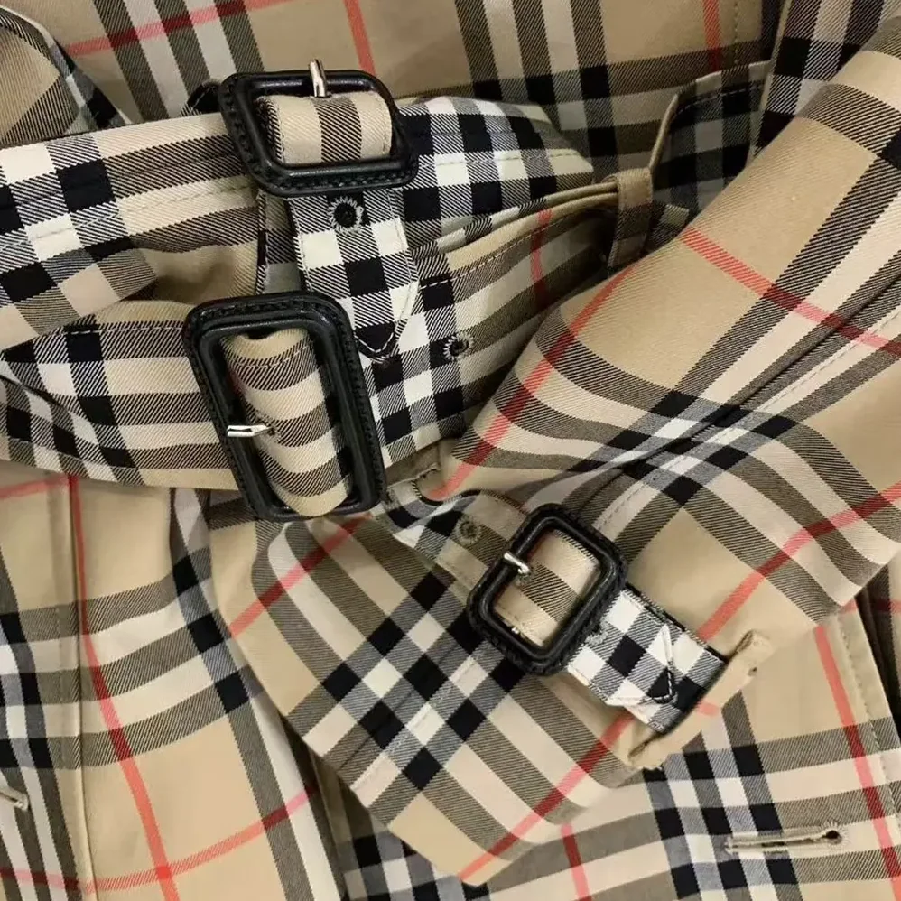 Burberry Burberry Women Check Trench Coat for Women in Sandy