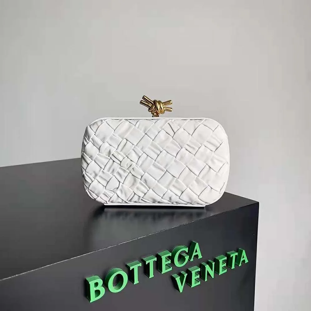 Bottega Veneta Knot Foulard Intreccio Leather Minaudiere for Women in White Bottega Veneta Knot Foulard Intreccio Leather Minaudiere for Women in White