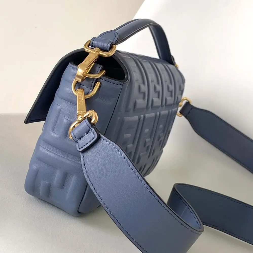 Fendi Medium Baguette Blue Leather Bag for Women