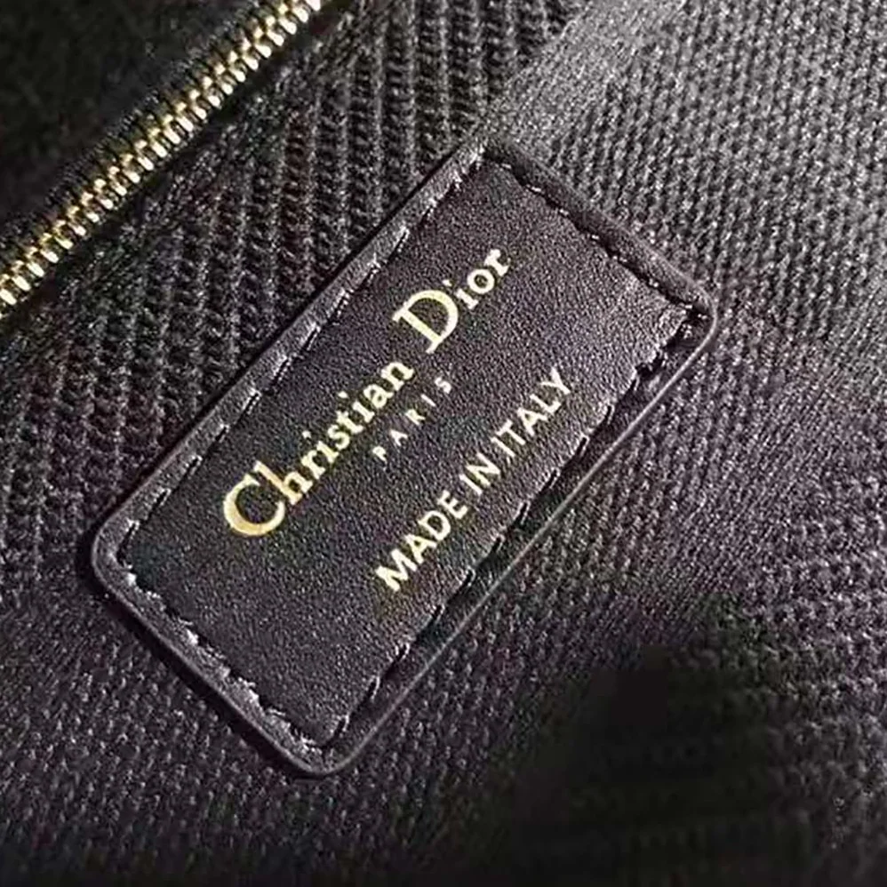 Dior Medium Lady D-Lite Bag Cannage Embroidery in Black Dior Medium Lady D-Lite Bag Cannage Embroidery in Black