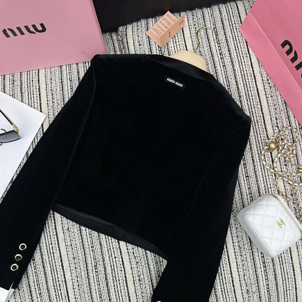 Miu Miu Velvet Single-Breasted Jacket with Miu Miu Logo label for Women in Black Miu Miu Velvet Single-Breasted Jacket with Miu Miu Logo label for Women in Black