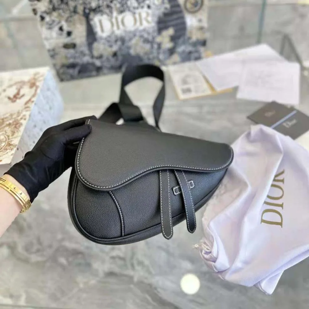 Dior Maxi Saddle Bag Black Grained Calfskin for Men Dior Maxi Saddle Bag Black Grained Calfskin for Men