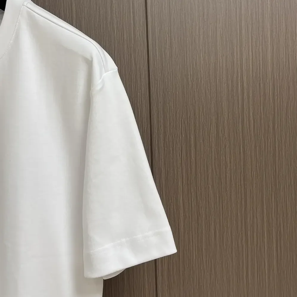 Fendi White Cotton T for Women in shirt Fendi White Cotton T for Women in shirt