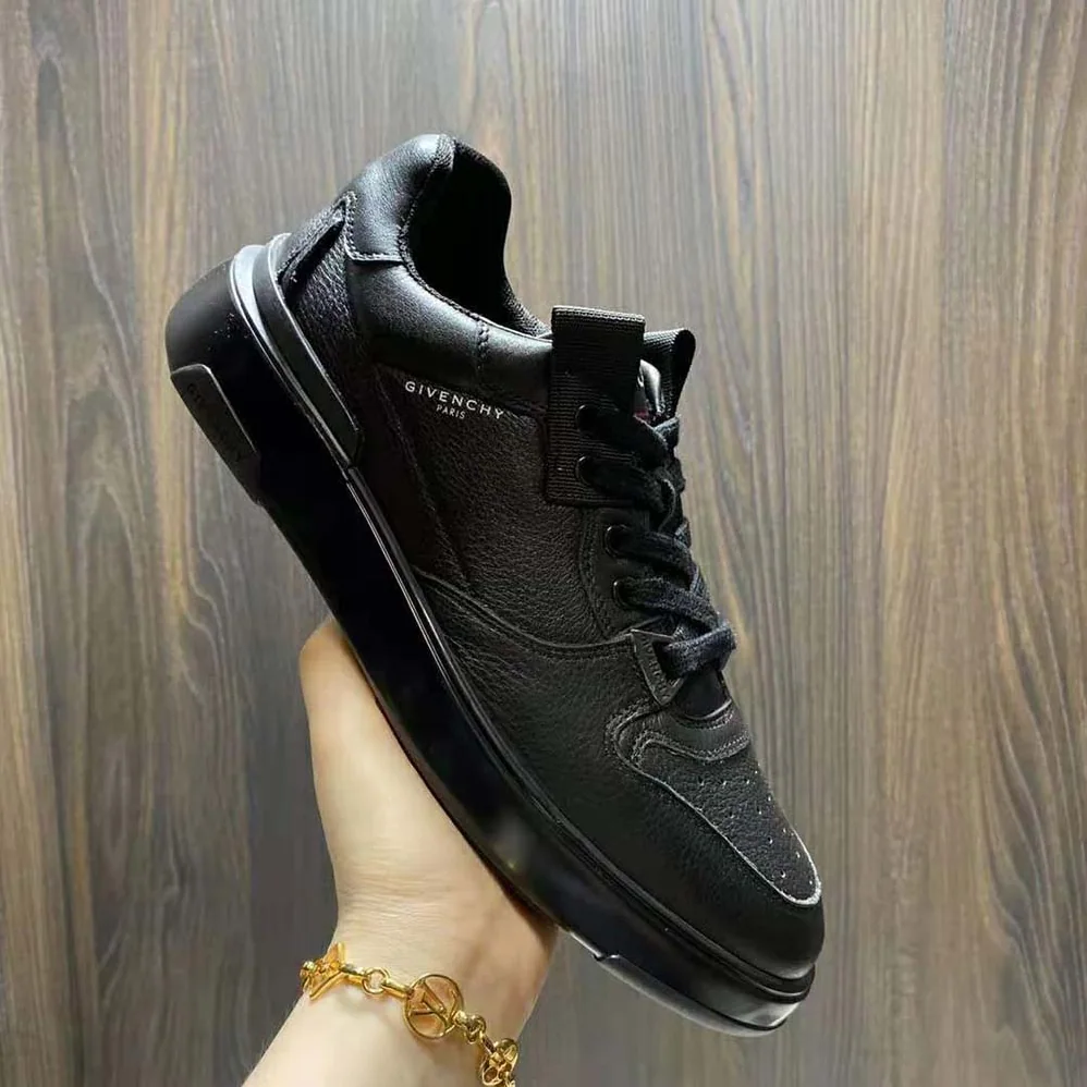 Givenchy Wing Low Sneakers in Satin for Men in Black