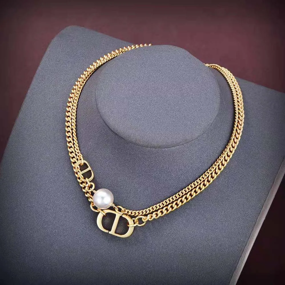 Dior 30 Montaigne Choker Gold for Women in Finish Metal Dior 30 Montaigne Choker Gold for Women in Finish Metal