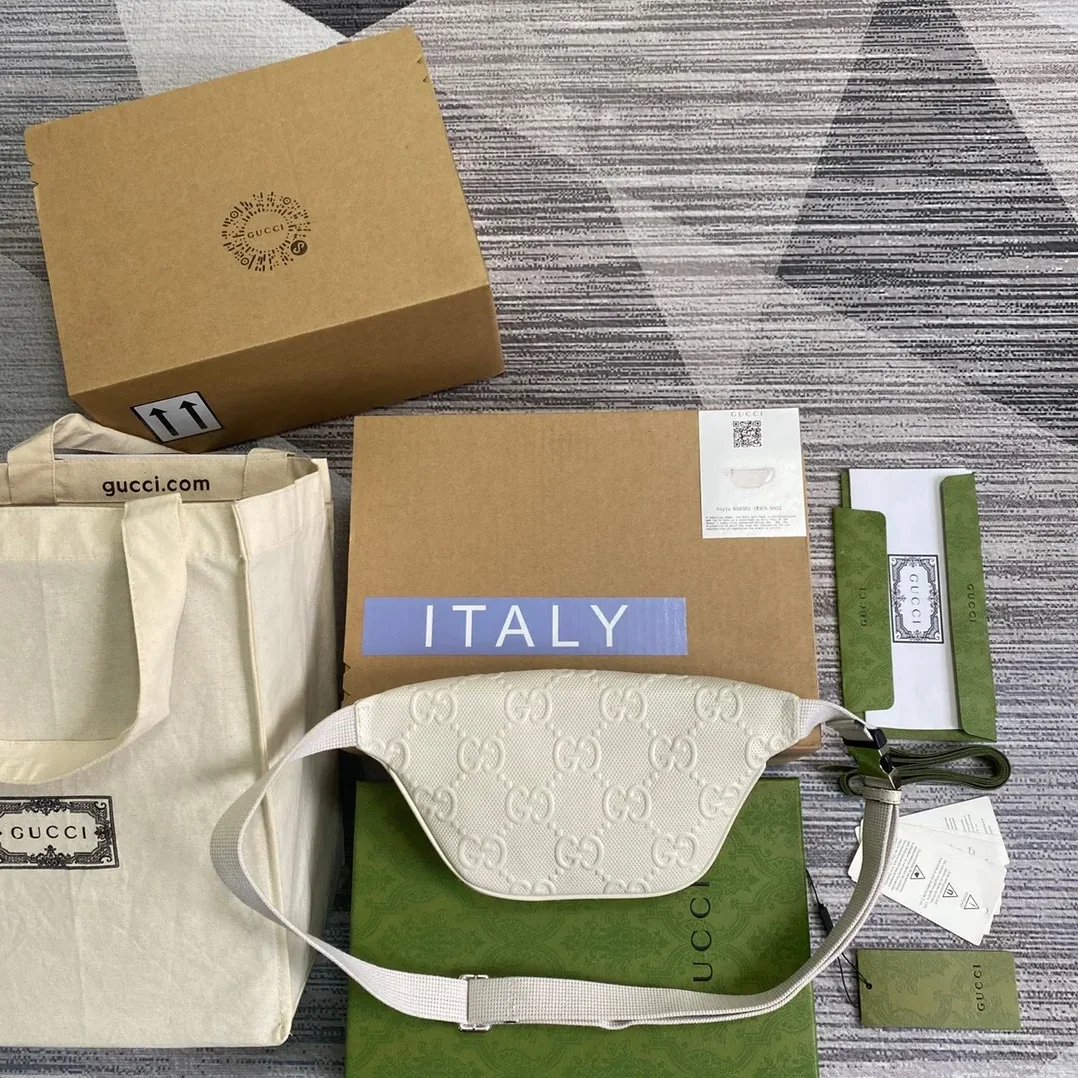 Gucci GG Embossed Belt Bag White GG Embossed / Gucci GG Embossed Belt Bag White GG Embossed /