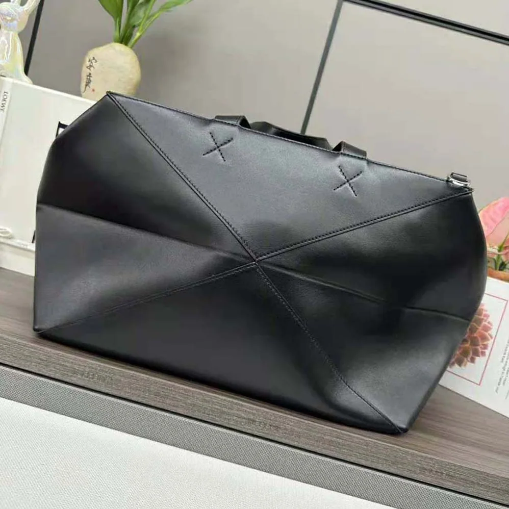Loewe XL Puzzle Fold Tote in Shiny Calfskin for Men in Black