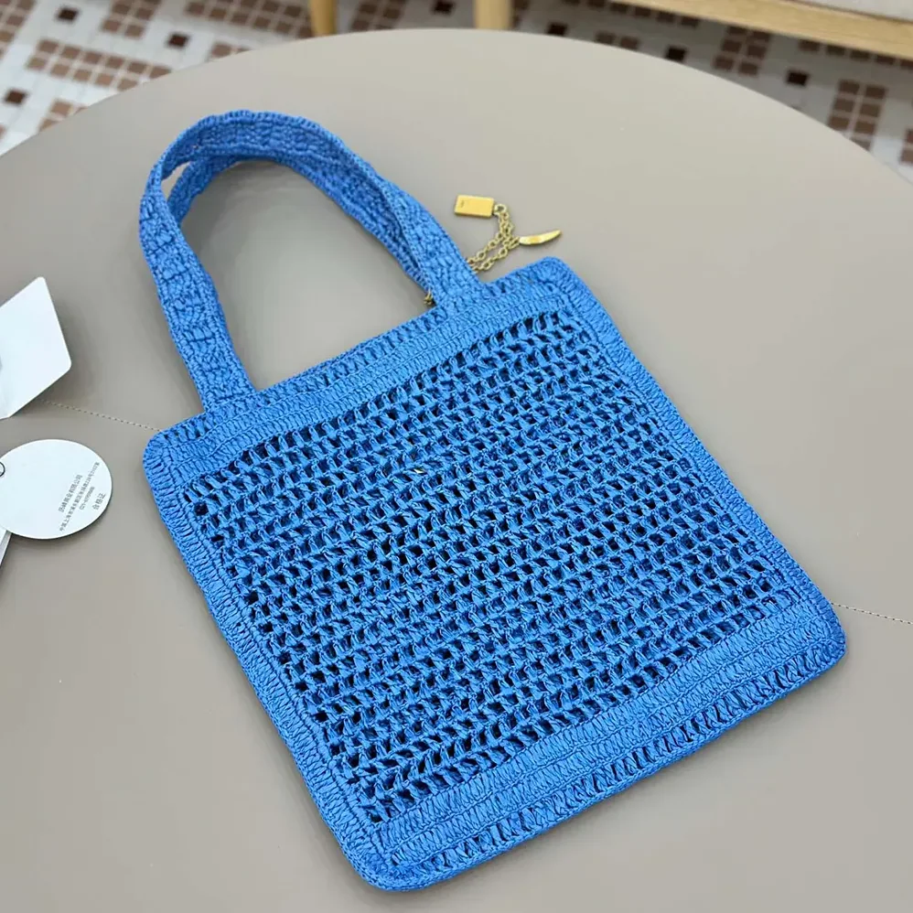 Chloe Summer Banana Tote Bag In Raffia for Women in Blue