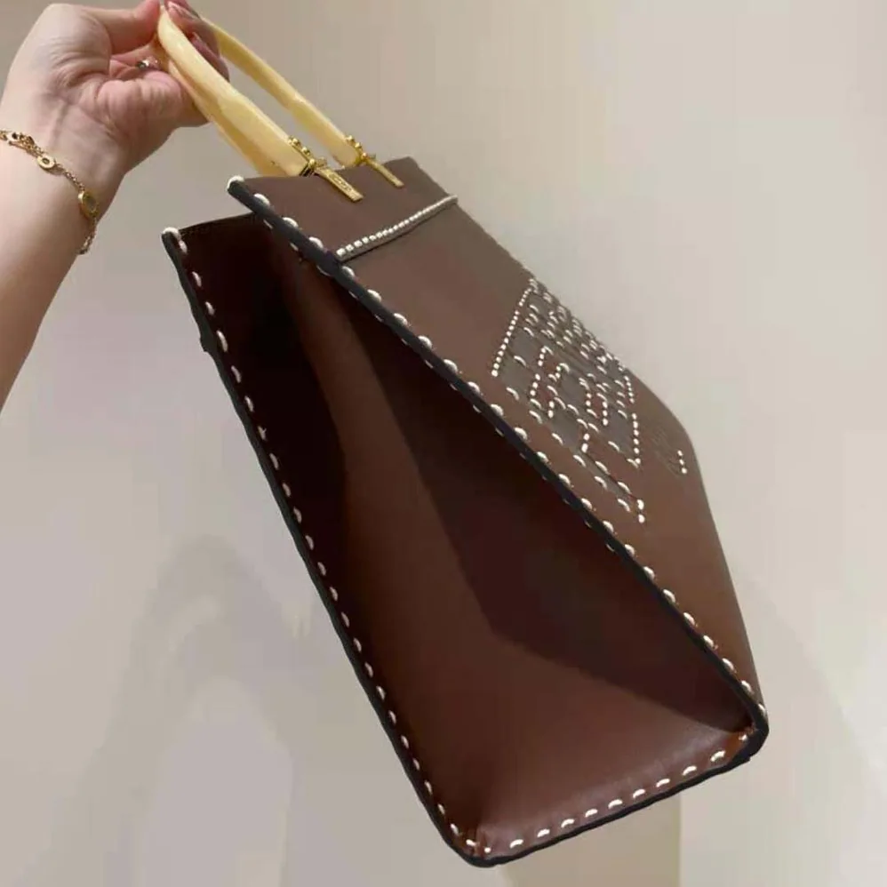 Fendi Sunshine Medium Leather Shopper for Women in Maroon
