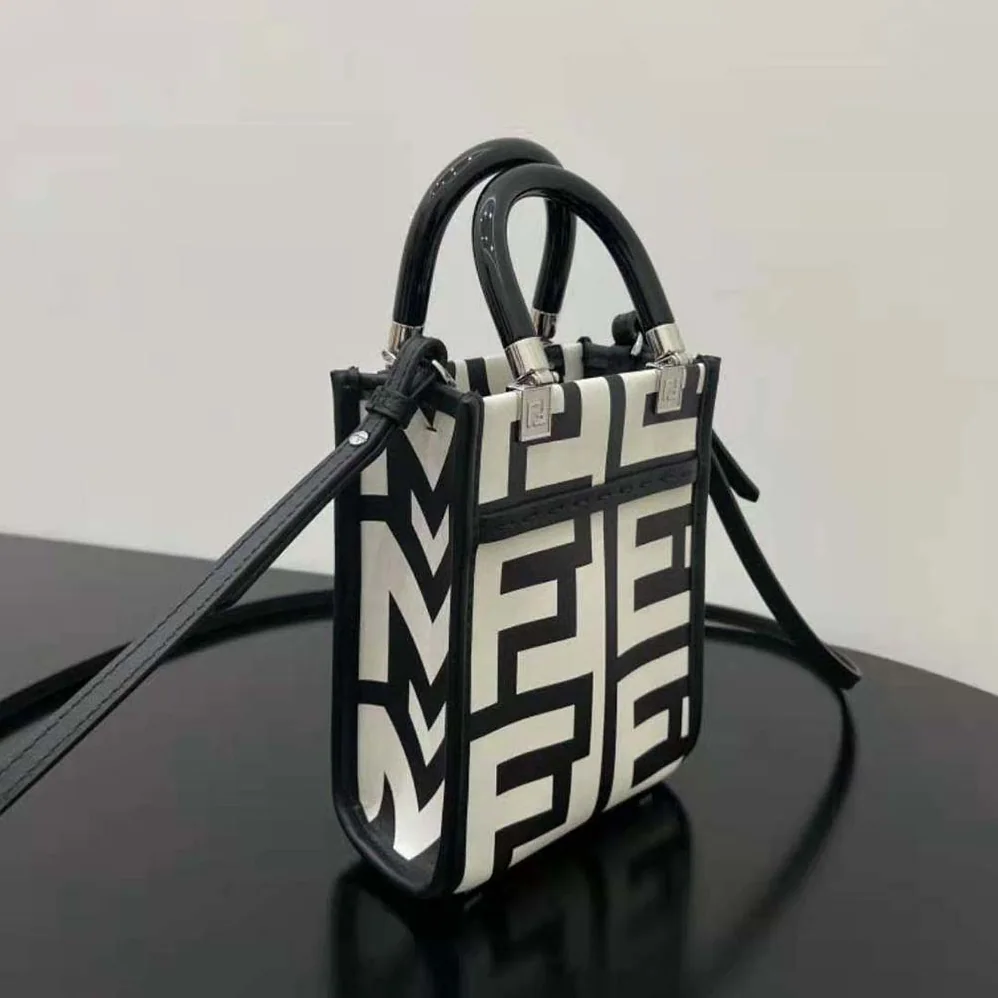 Fendi Mini Sunshine Shopper Two-Tone Printed Lleather Fendi Roma Capsule Mini for Women in Bag Fendi Mini Sunshine Shopper Two-Tone Printed Lleather Fendi Roma Capsule Mini for Women in Bag