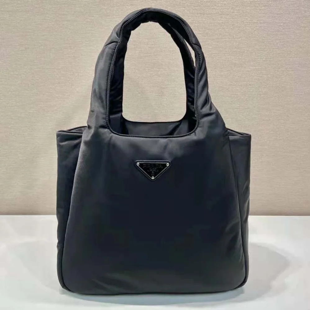 Prada Large Padded Re-Nylon Tote Bag for Women in Black Prada Large Padded Re-Nylon Tote Bag for Women in Black