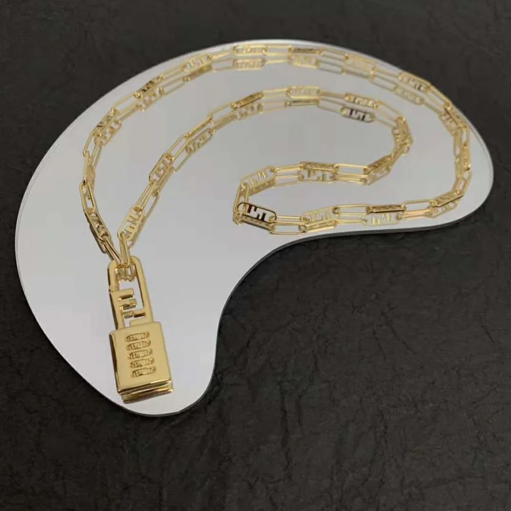 Fendi Necklace with Fendi O'Lock Mesh and Padlock for Women in Shaped Pendant Fendi Necklace with Fendi O'Lock Mesh and Padlock for Women in Shaped Pendant