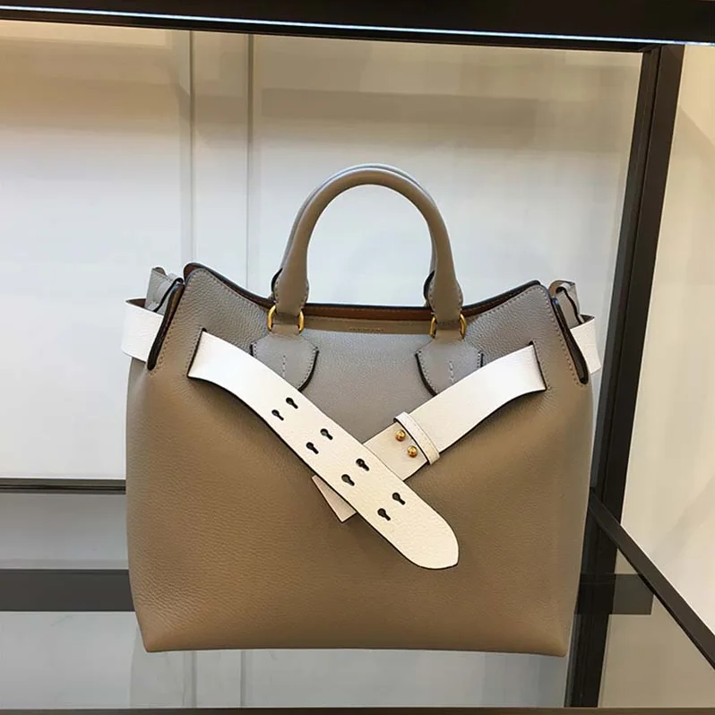 Burberry Large Leather Belt Bag for Women in Silver Burberry Large Leather Belt Bag for Women in Silver
