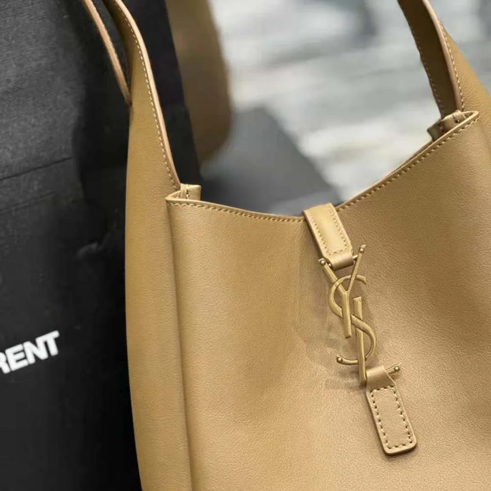 Saint Laurent YSL Le 5 à 7 Soft Small in Smooth Leather for Women in Brown Saint Laurent YSL Le 5 à 7 Soft Small in Smooth Leather for Women in Brown
