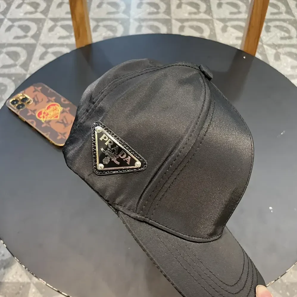 Prada Re-Nylon Baseball Cap for Unisex in Black Prada Re-Nylon Baseball Cap for Unisex in Black