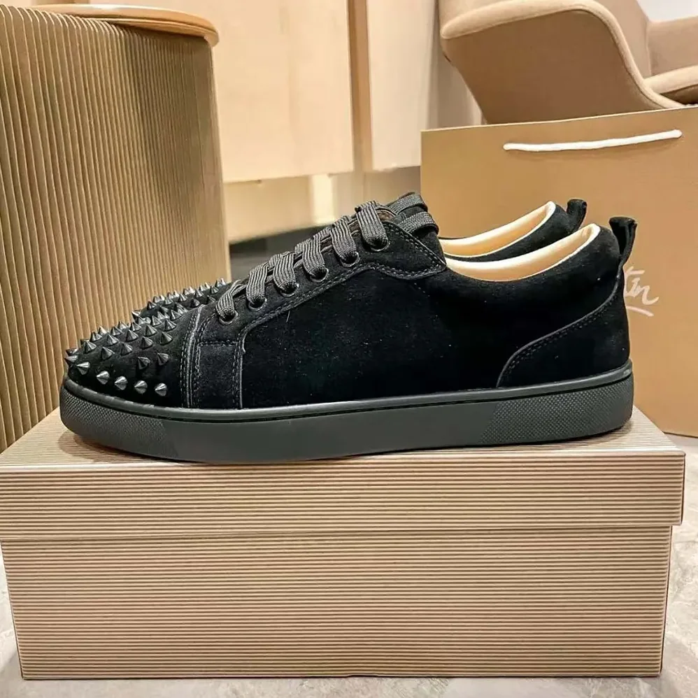 Christian Louboutin Louis Junior Spikes Sneakers Veau Velours for Unisex in Black Christian Louboutin Louis Junior Spikes Sneakers Veau Velours for Unisex in Black