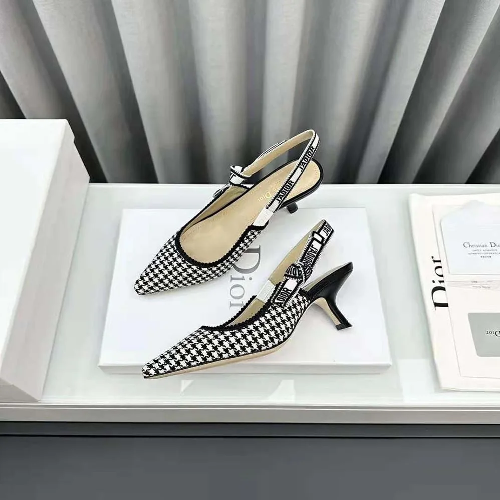 Dior J'Adior Slingback Pump Black and White Micro for Women in Houndstooth Embroidered Cotton Dior J'Adior Slingback Pump Black and White Micro for Women in Houndstooth Embroidered Cotton