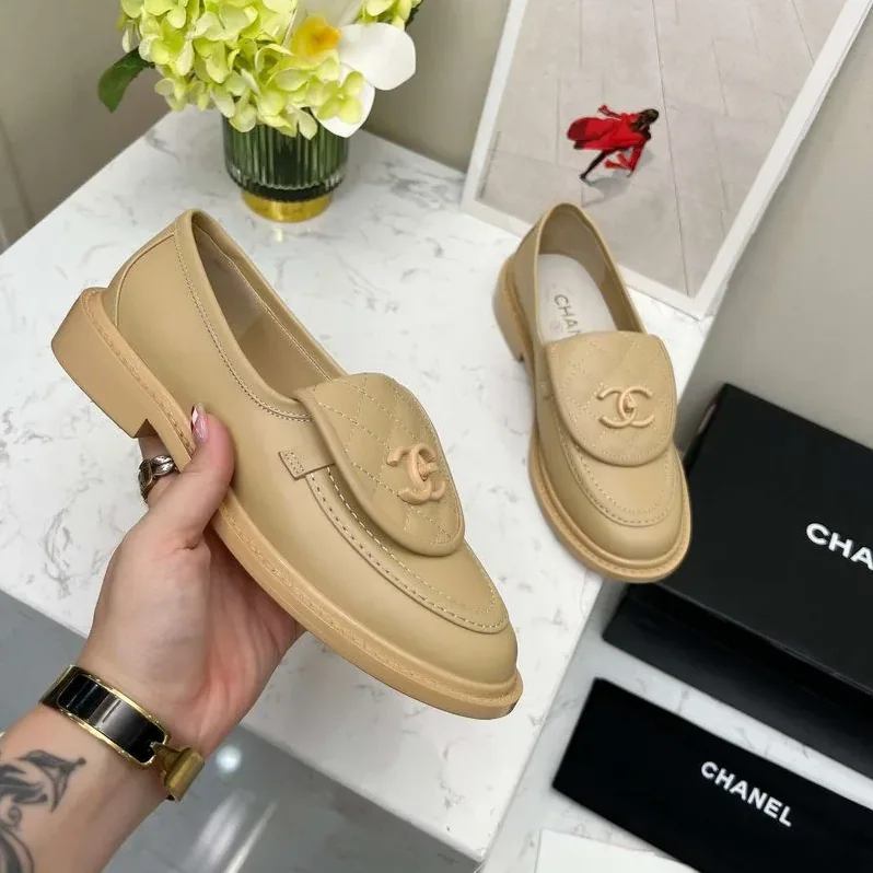 Chanel Moccasins Beige Chanel Moccasins Beige