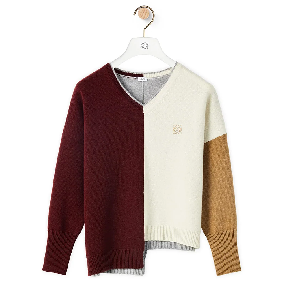 Loewe Anagram Asymmetric Sweater in Wool for Women in Maroon