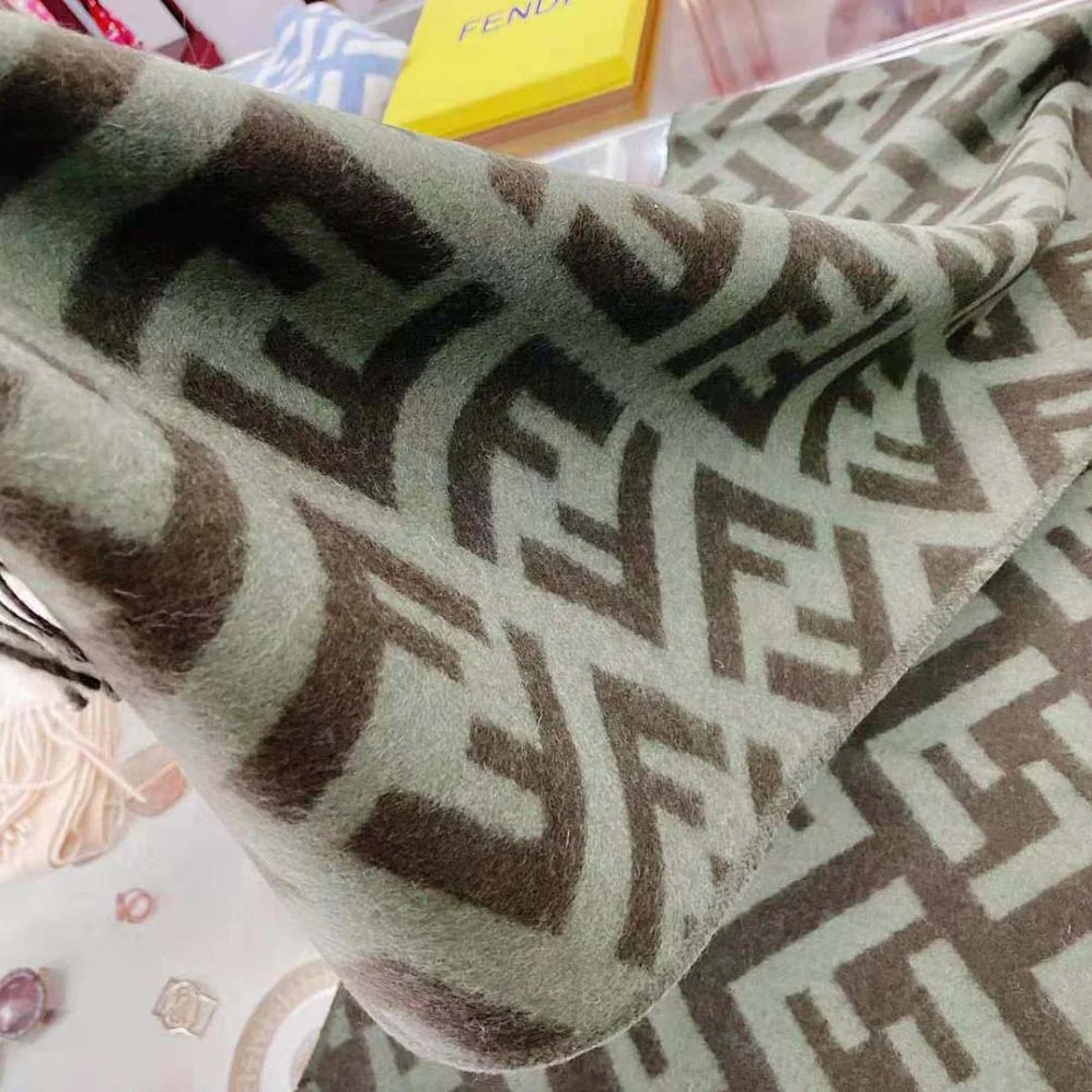 Fendi FF Scarf Green Cashmere Scarf for Women Fendi FF Scarf Green Cashmere Scarf for Women