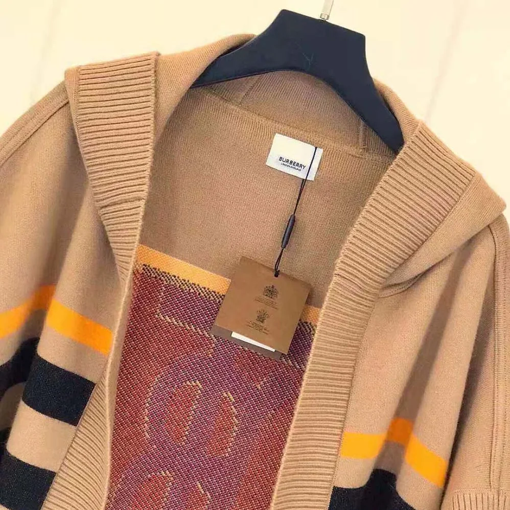 Burberry Monogram Motif Lntarsia Wool Cashmere Blend Cape for Women in Brown Burberry Monogram Motif Lntarsia Wool Cashmere Blend Cape for Women in Brown